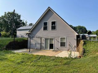 55 Whipporwill Hl, Powderly, KY 42367