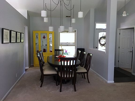 Spacious, bright dining room
