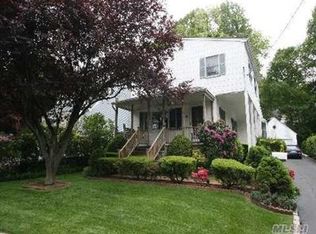 46 Neulist Ave, Port Washington, NY 11050