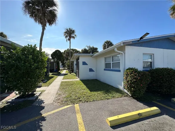 40 Willis Rd APT 1, North Fort Myers, FL 33917