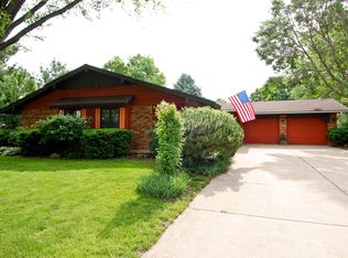 204 Center Pkwy, Yorkville, IL 60560