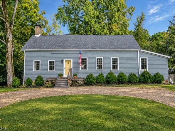 4 E Main St, Mendham Twp., NJ 07945