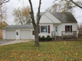 3290 Renault Dr, Flint, MI 48507