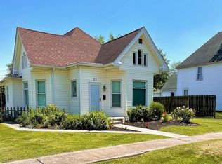 22 N Wisconsin Ave, Wellston, OH 45692