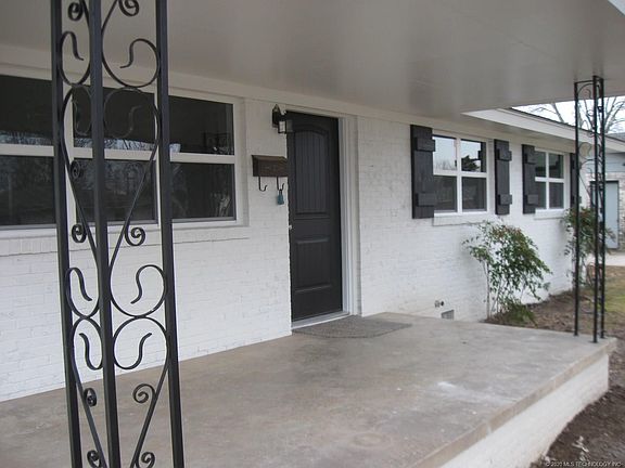 3rd image of 716 S Choctaw Pl