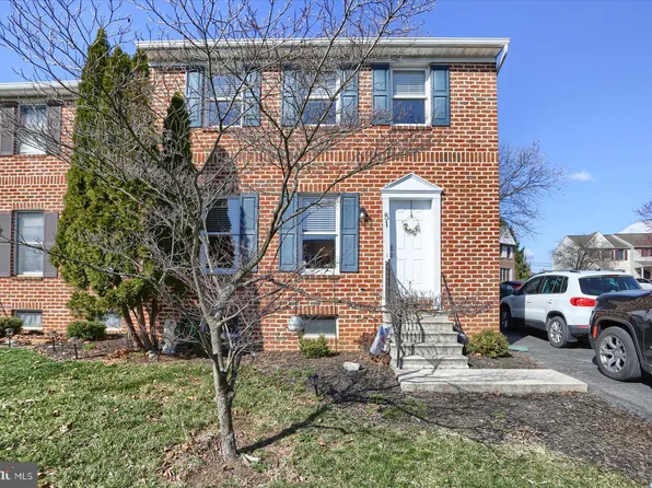 51 Brian Dr, Carlisle, PA 17015