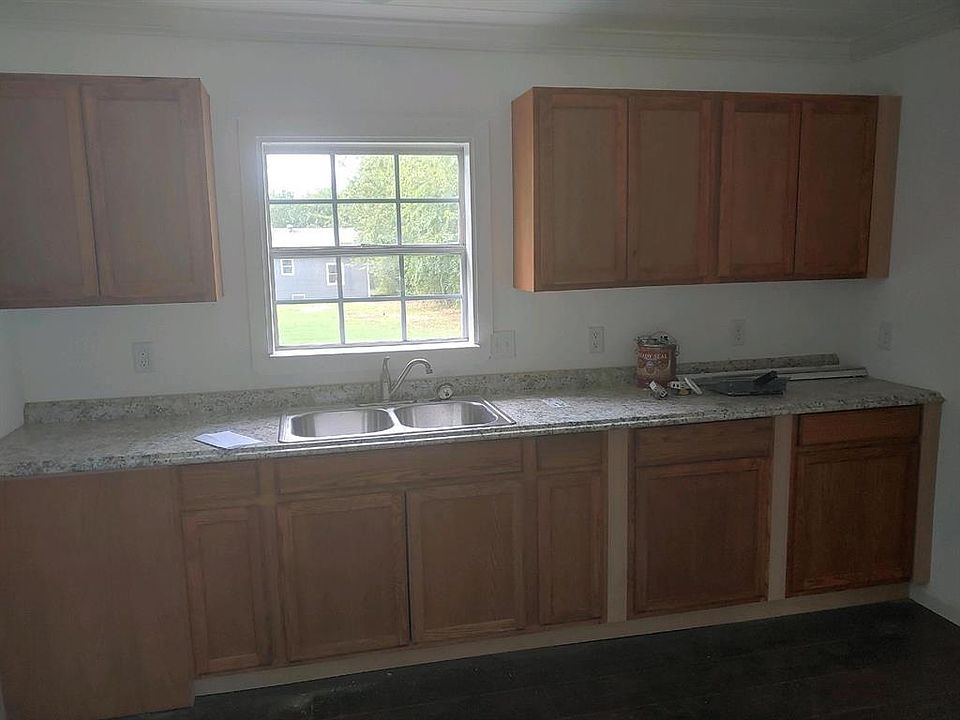 2nd image of 1225 Cleveland St