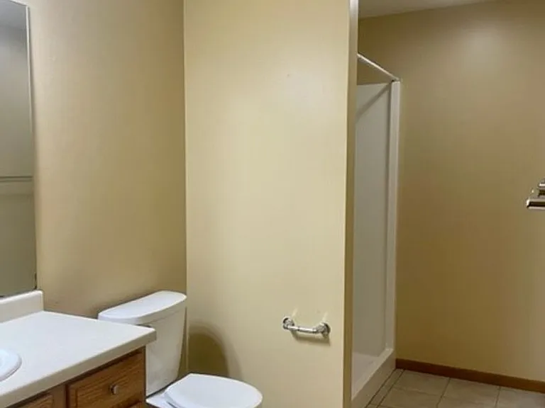 3566-3572 E Meadows Pl — Photo 25