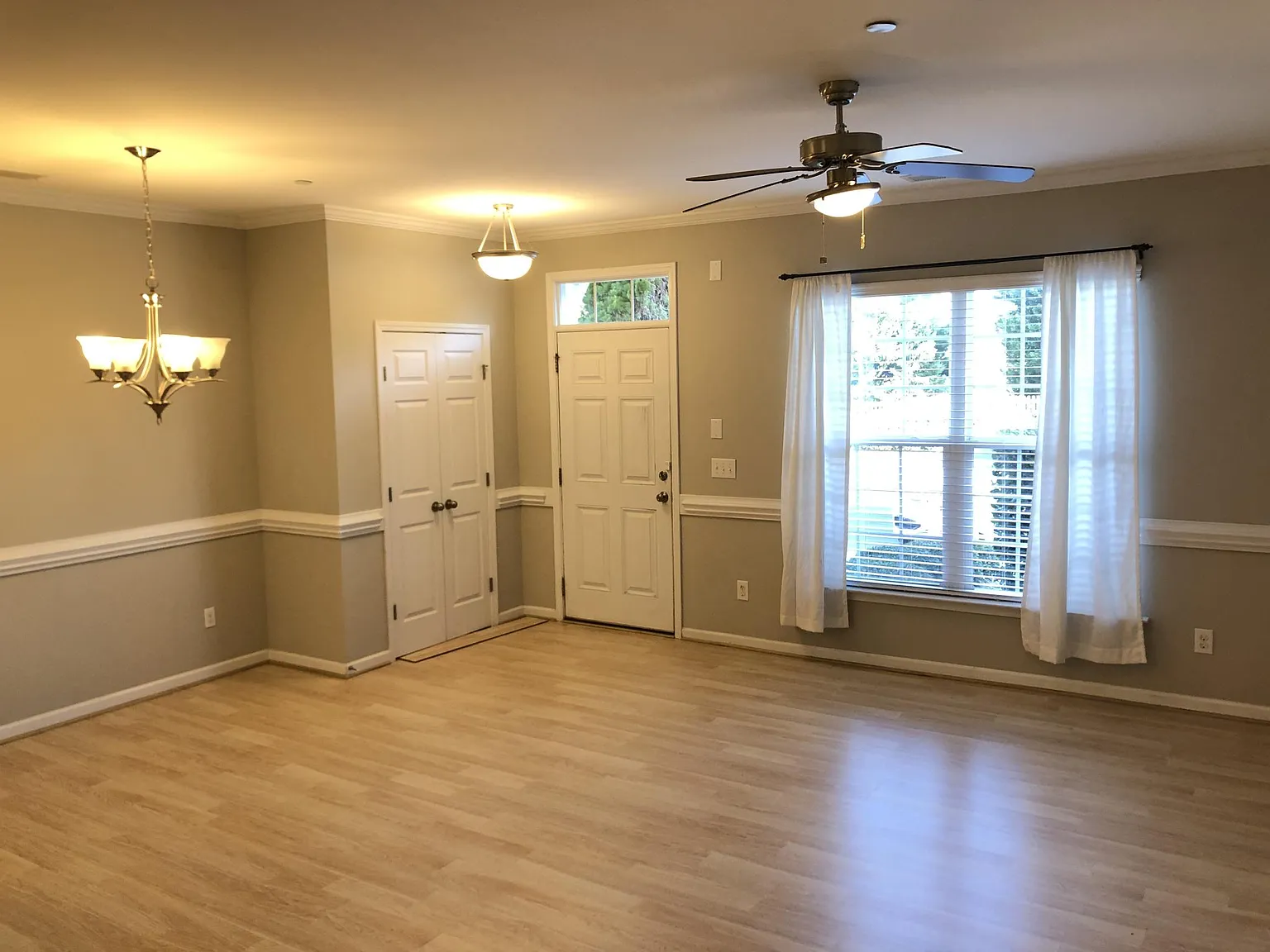 1120 Renewal Pl — Photo 2