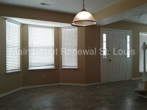 5th image of 11839 7 Hills Dr