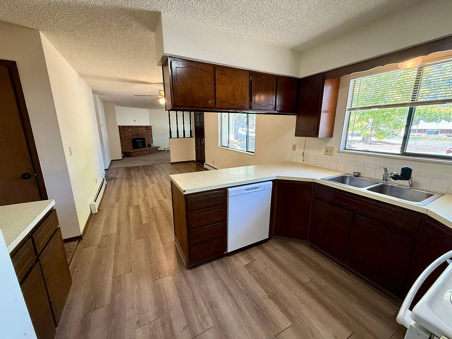 SW Loveland Home near Thompson Valley — Photo 2