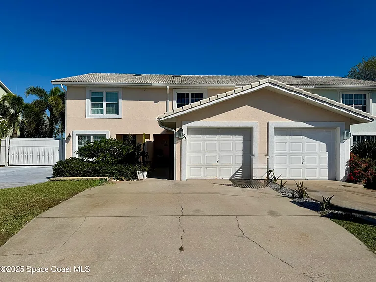 53 Anchor Dr — Photo 2