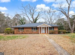 223 Standing Rock Rd, Senoia, GA 30276