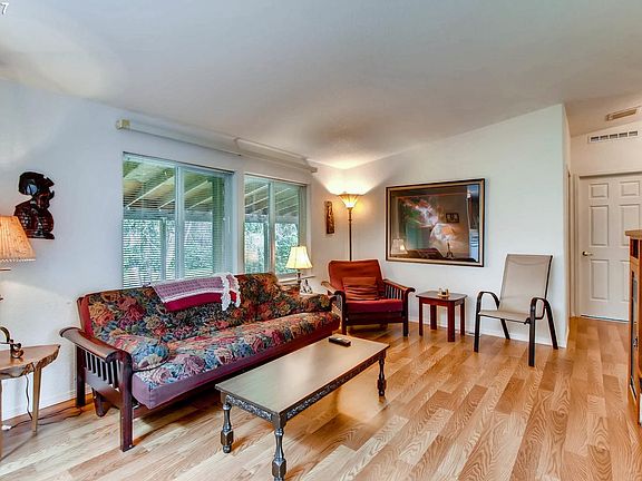 5th image of 14602 NE 52nd Cir
