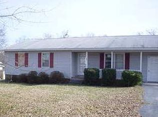 22 Bridges St, Inman, SC 29349