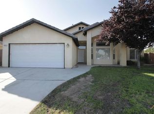 8901 Ellensport Way, Bakersfield, CA 93313