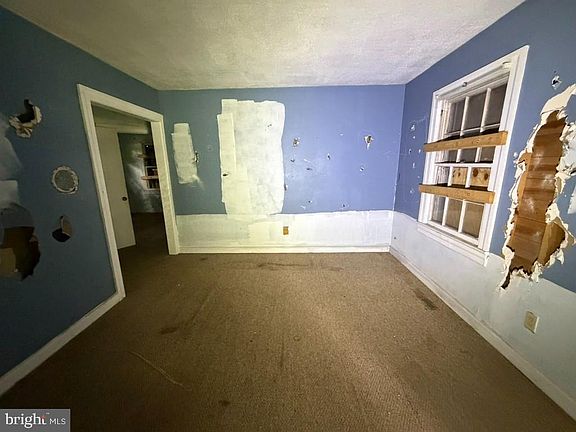 3rd image of 1710 Wilson Ln