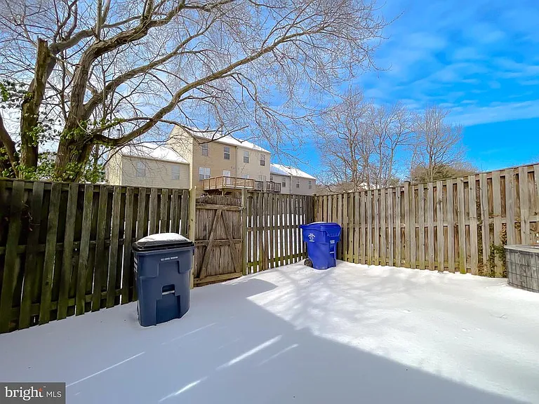 4232 Drake Ct — Photo 25