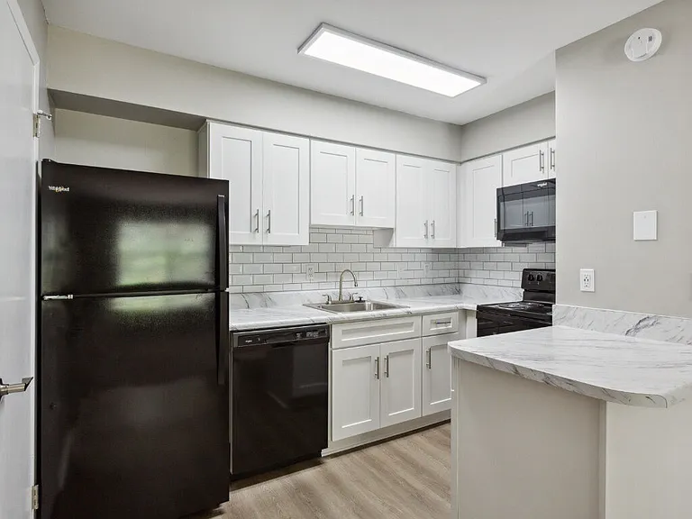 The Park Apartments — Photo 13