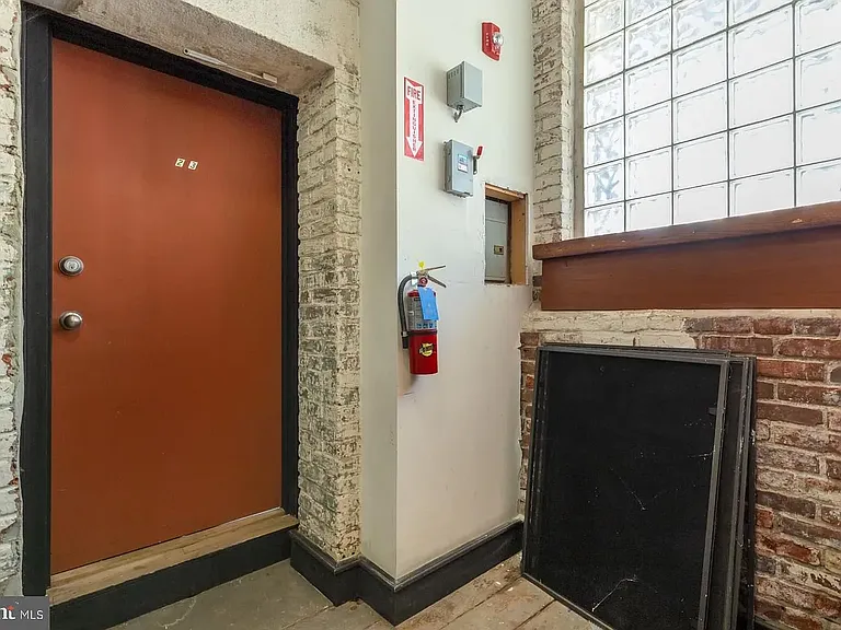200 Krams Ave #2-3 — Photo 18