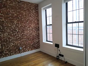 Rented by Evergreen Realty & Investments