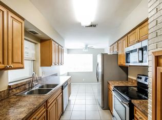 912 E Hawthorne Cir, Hollywood, FL 33021
