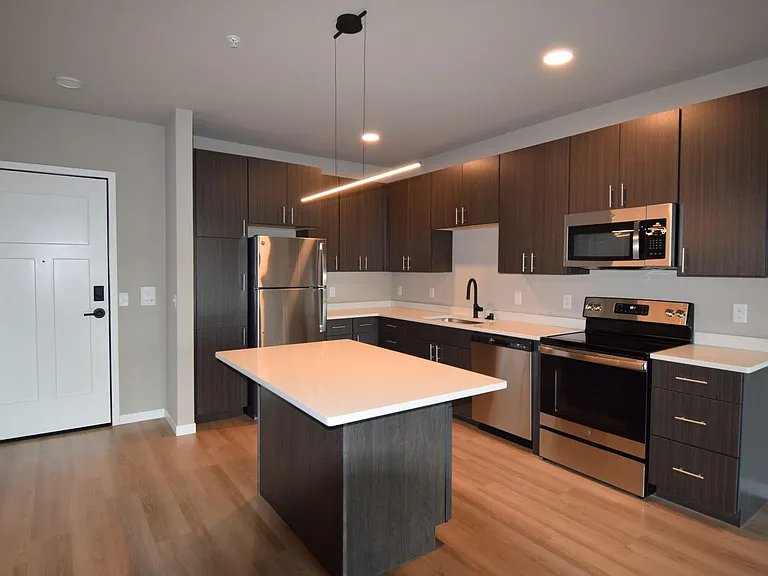 The Tuxedo Apartments — Photo 44