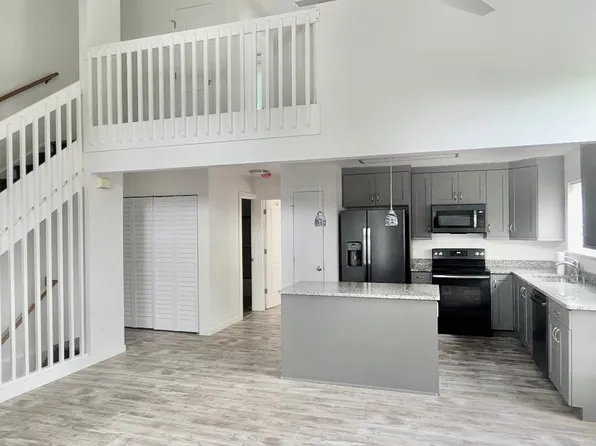 2929 Ross Dr APT 74, Fort Collins, CO 80526