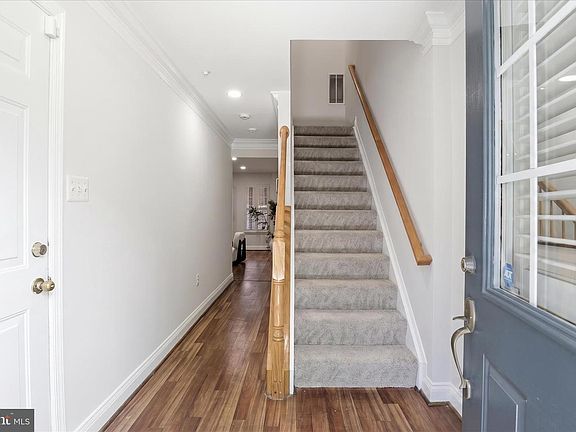 4th image of 3843 Watkins Mill Dr