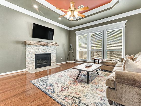 4th image of 4423 Rocky Meadows Dr