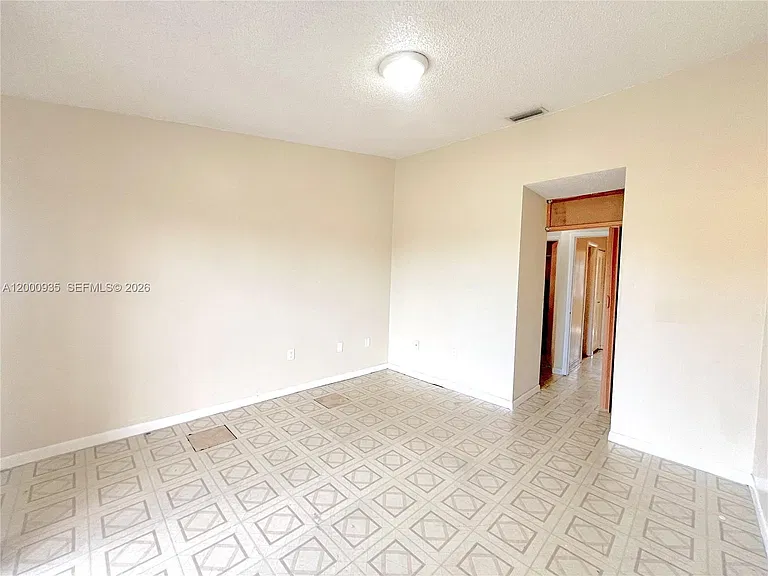 5575 W 26th Ct #203 — Photo 28