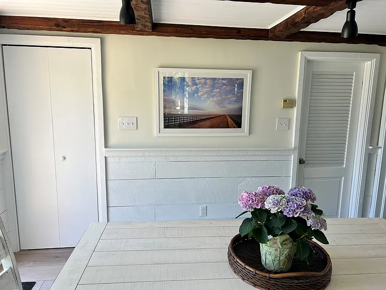 37 Pine Point Rd — Photo 7