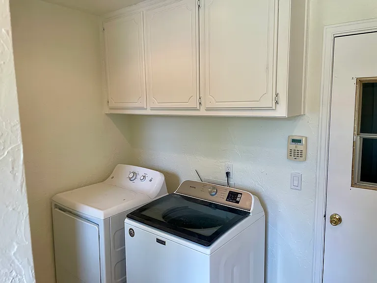 1802 Logan Dr — Photo 15