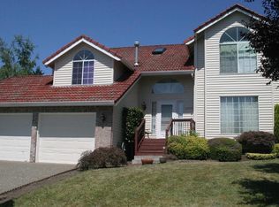 12949 SE Regency View St, Happy Valley, OR 97086