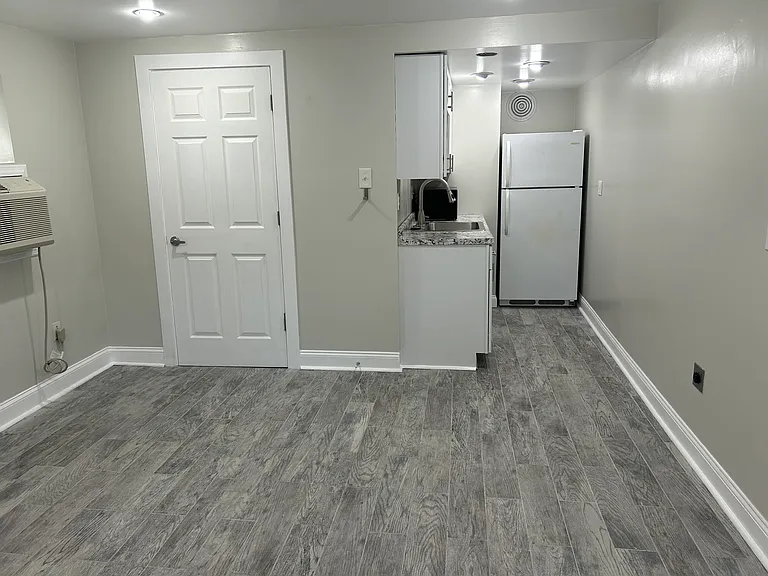 5819 5th Ave #7 — Photo 8