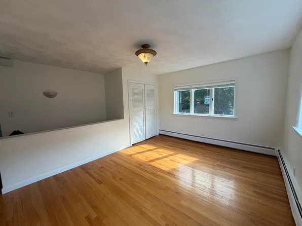 209 Charles St, Cambridge, MA 02141