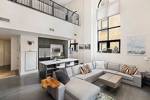 1st image of 416 W 52nd St APT 323