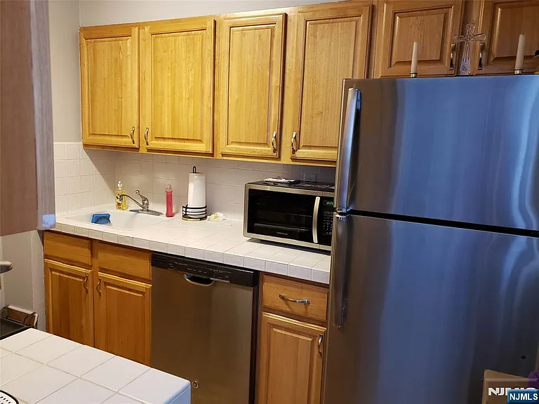 6050 Kennedy Blvd E #12D — Photo 3