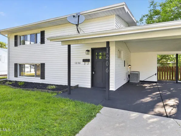 1206 Richland St, Maumee, OH 43537