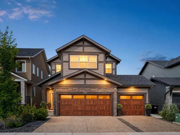 648 Legacy Woods Cir SE, Calgary, AB T2X 5A8