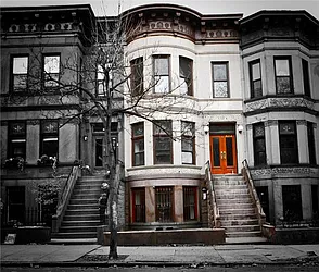 Rented by R New York