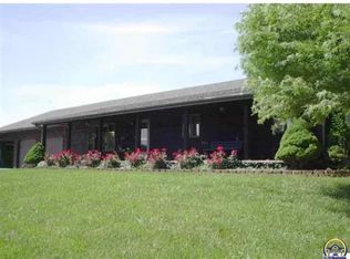 5243 NE Kincaid Rd, Topeka, KS 66617