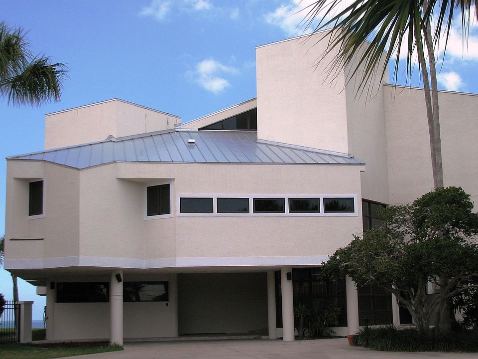 Gulf Front Contemporary