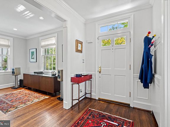 5th image of 4135 Woodbine St