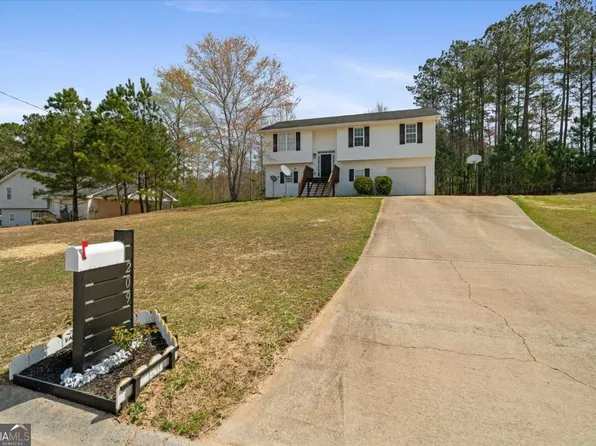 209 Emma Gilley Dr, Carrollton, GA 30116