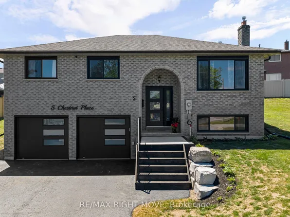 5 Chestnut Pl, Orillia, ON L3V 7N8