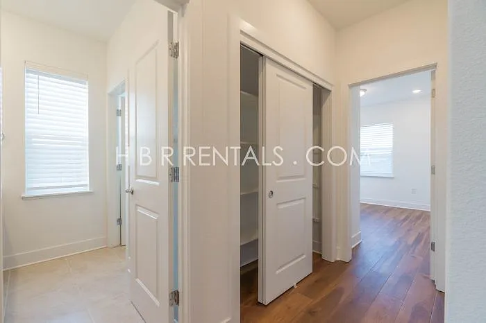 2752 Tribune St — Photo 33