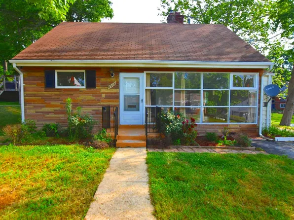 6946 Emerson St, Hyattsville, MD 20784