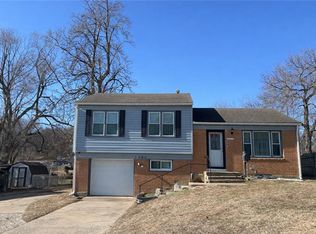 3302 N Delaware St, Independence, MO 64050