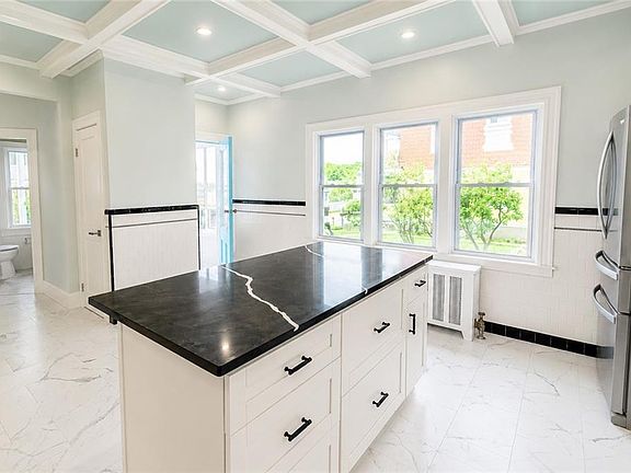 5th image of 15 Redfern St